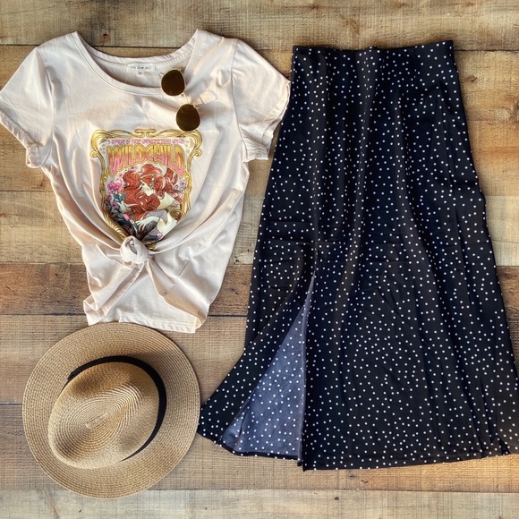 Dresses & Skirts - ⭐️Black Polka Dot HIGH WAIST Midi SKIRT -High Slit